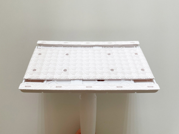 苦手なトイレの掃除を簡単にしてくれる、トイレ専用「ノータッチトイレワイパー」。[PR]