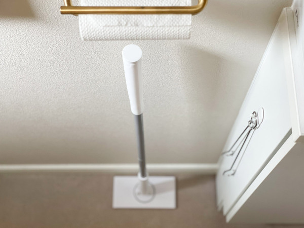 苦手なトイレの掃除を簡単にしてくれる、トイレ専用「ノータッチトイレワイパー」。[PR]