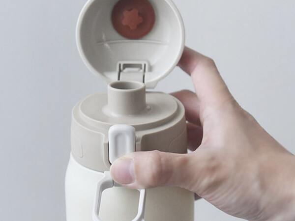 大人気キッズ水筒に1Lサイズ登場！インスタグラマーさんからも『歓喜の声』が届いています[PR]