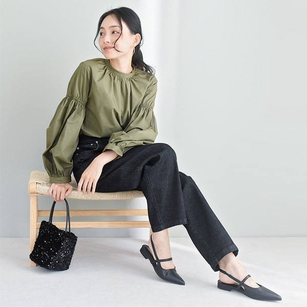 デニム好きが思わず唸る。“新感覚の軽やかさ”をスタッフ3名が体験してみました[PR]