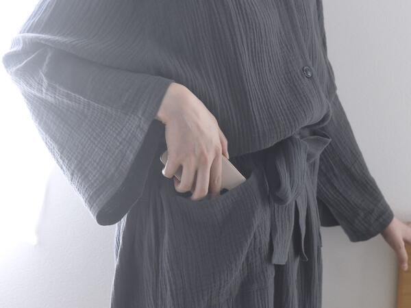 あの『湯上りワンピ』に3wayで着られるガウン誕生！秋冬のワンオペ「子どもとお風呂」の心強〜い味方に[PR]