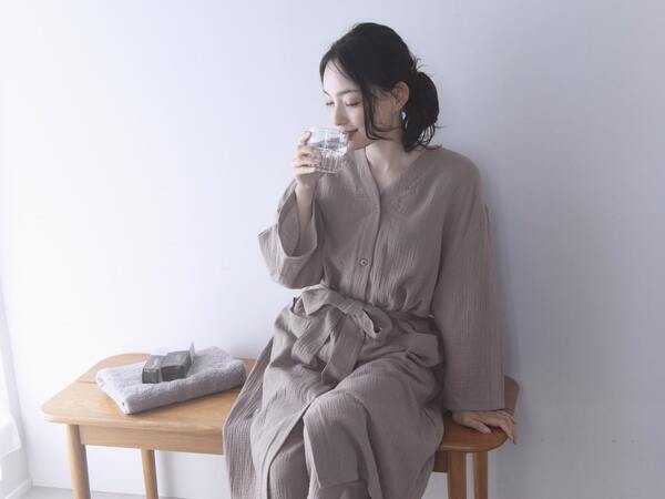 あの『湯上りワンピ』に3wayで着られるガウン誕生！秋冬のワンオペ「子どもとお風呂」の心強〜い味方に[PR]
