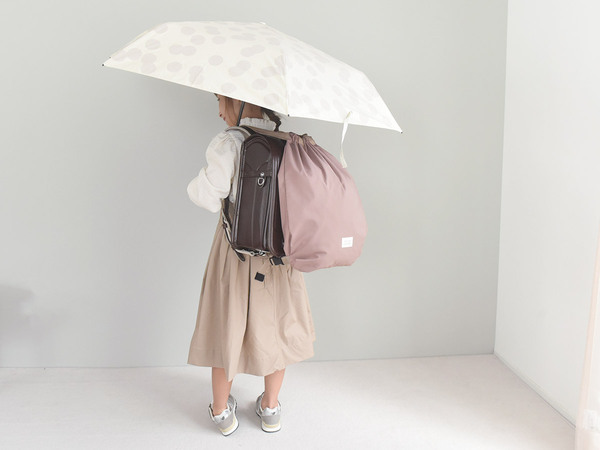 台風や雨の日の通学キッズへ、雨天のビショ濡れお守りアイテム4選[PR]