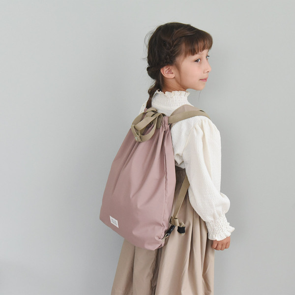 台風や雨の日の通学キッズへ、雨天のビショ濡れお守りアイテム4選[PR]