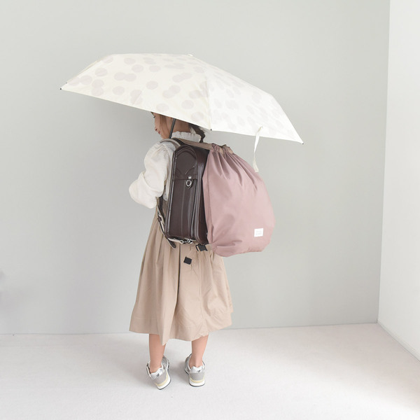 台風や雨の日の通学キッズへ、雨天のビショ濡れお守りアイテム4選[PR]