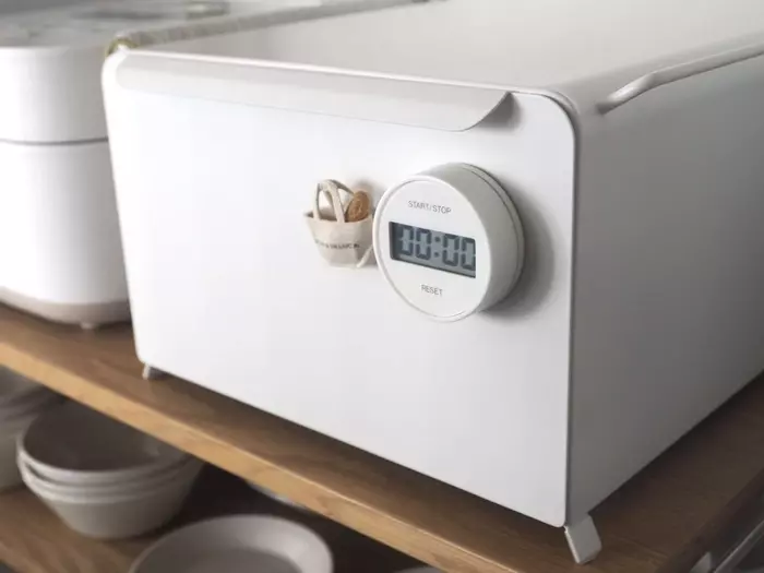 キッチンのごちゃつきが解決!プラスαの機能もついた、Ordreの「ブレッドケース」