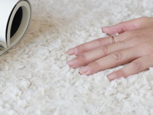 あの布団収納ケースに新素材、ふわもこボアの『くるくるファー』誕生！秋冬インテリアにぴったりのラグも一緒に新登場[PR]