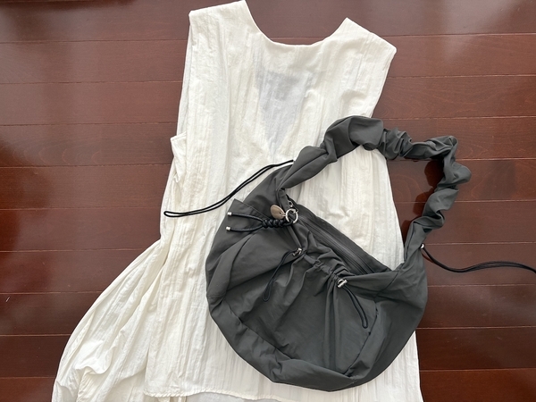 【検証】Agreable牛革チャームはどんなバッグにも合うのか！？スタッフが私物バッグで試してみました[PR]