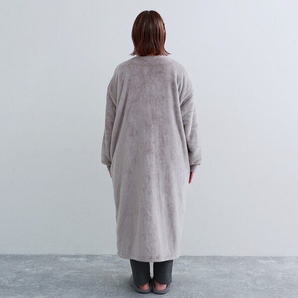 今年も『着る毛布』の季節がやってきた！身長さまざまスタッフ4名のサイズ診断レポ[PR]