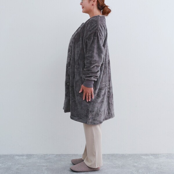 今年も『着る毛布』の季節がやってきた！身長さまざまスタッフ4名のサイズ診断レポ[PR]