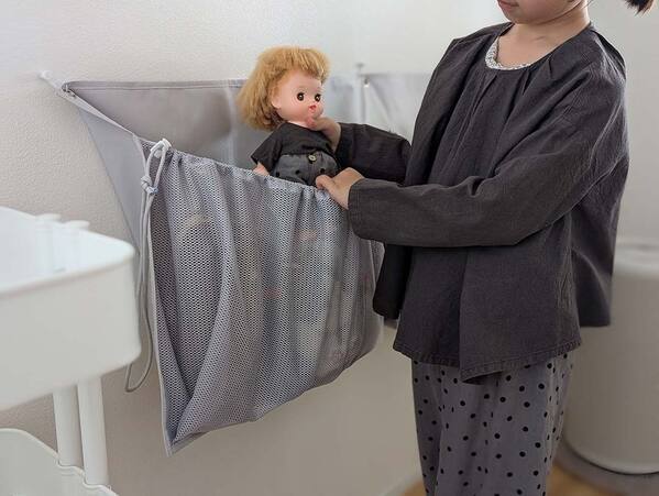 『増え続けるぬいぐるみ問題』に、目からウロコの収納スペース発見！インスタグラマーさんも活用中の新収納とは？[PR]