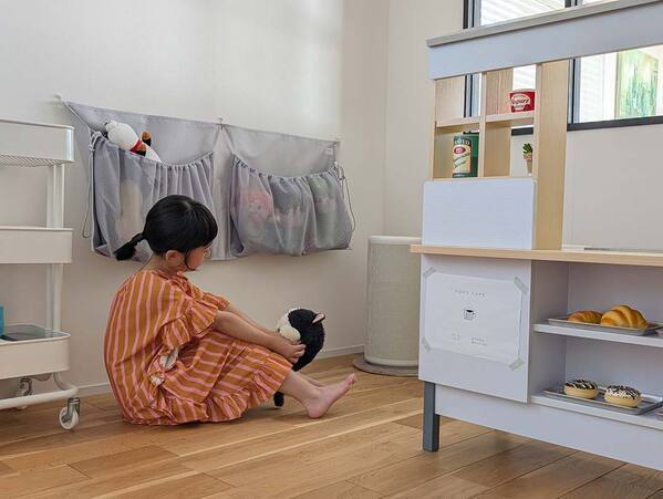 『増え続けるぬいぐるみ問題』に、目からウロコの収納スペース発見！インスタグラマーさんも活用中の新収納とは？[PR]