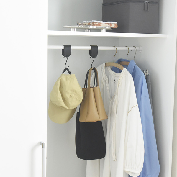 S字フックの生活感にさようなら！落ちない＆隠さない、麗しの便利フック[PR]