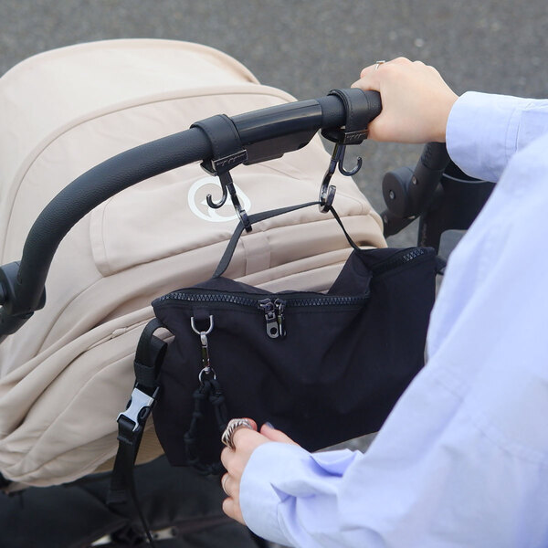 バッグの“ダブル持ち”で子連れ外出が快適に。ママに嬉しいミニショルダー[PR]