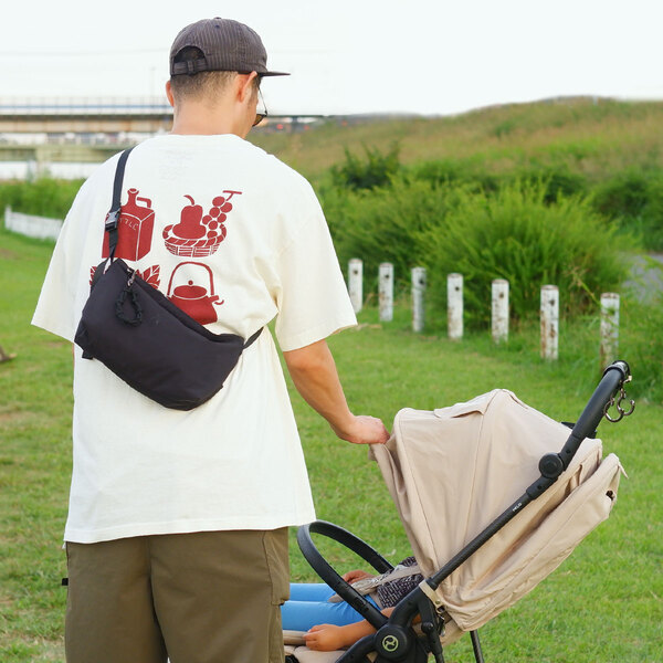 バッグの“ダブル持ち”で子連れ外出が快適に。ママに嬉しいミニショルダー[PR]