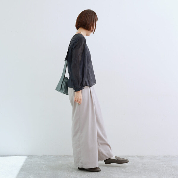 約4年ぶりの待望復活「軽やかローファー」。サイズ選びに悩みがちなスタッフにもフィット！感動のはき心地レビュー[PR]