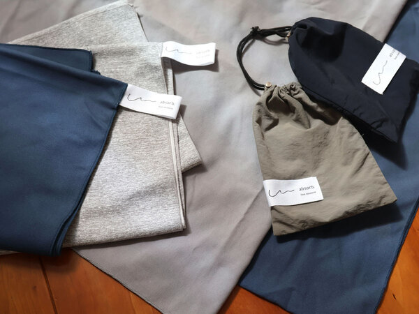 夏だけじゃない！一年中活躍する、コンパクトになるセームタオルに新サイズ登場。[PR]