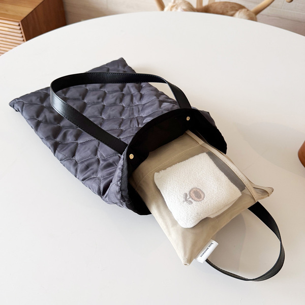 ポケット少なめバッグの救世主！ごちゃつく小物がまとまる『メッシュバッグインバッグ』のスタッフ愛用レポ[PR]