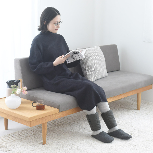 冷え性を救うNEW温活アイテム！ハイテク素材でポカポカ保温「足首ふとん」[PR]