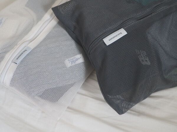 面倒な後片付けが一手間減る！「洗濯ネットになる衣類ポーチ」で旅行後の荷ほどきが快適に[PR]