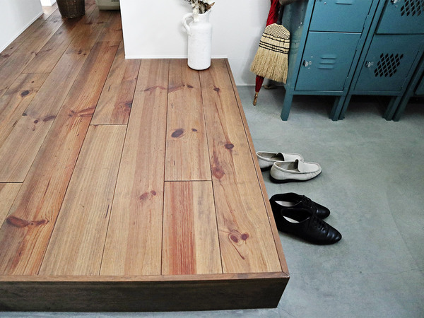 アートな玄関マットで、目指すは『第一印象から洒落見えハウス』インテリア好きスタッフはこの柄を選びました！[PR]