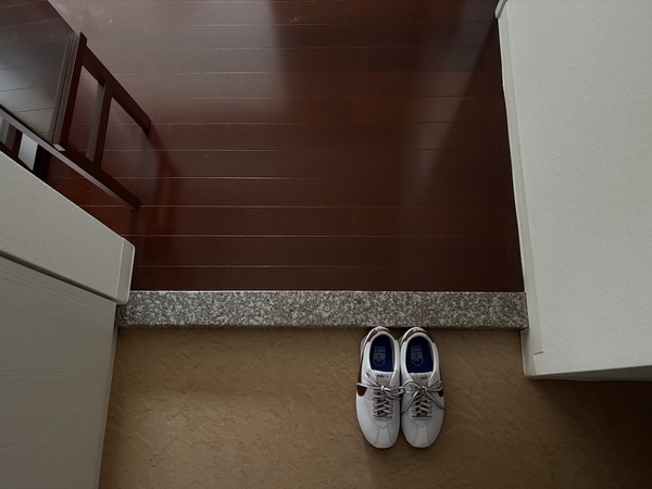 アートな玄関マットで、目指すは『第一印象から洒落見えハウス』インテリア好きスタッフはこの柄を選びました！[PR]