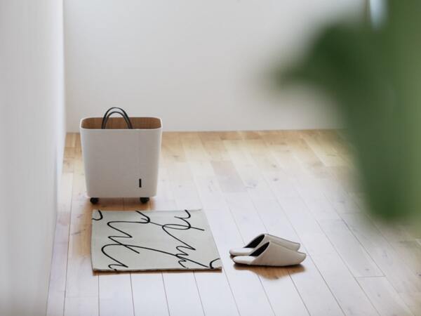 アートな玄関マットで、目指すは『第一印象から洒落見えハウス』インテリア好きスタッフはこの柄を選びました！[PR]