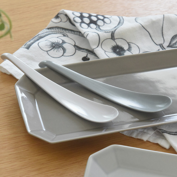 食欲の秋にスプーン大特集！「選びたいのは天然木？陶器？」担当バイヤーに聞いてみた【全4種類】の使い心地[PR]