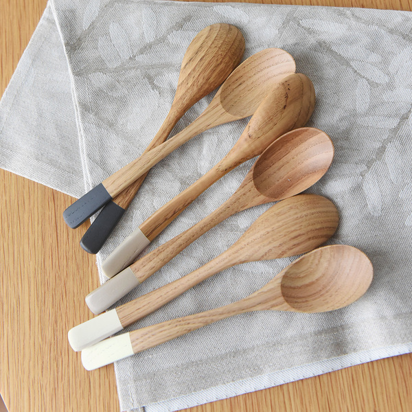 食欲の秋にスプーン大特集！「選びたいのは天然木？陶器？」担当バイヤーに聞いてみた【全4種類】の使い心地[PR]