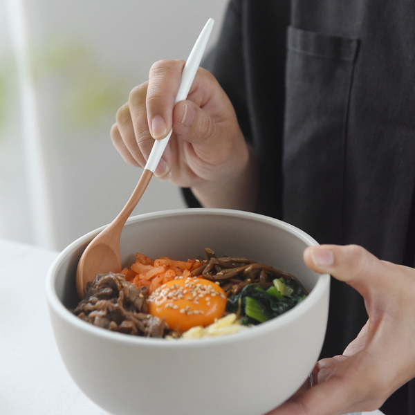 食欲の秋にスプーン大特集！「選びたいのは天然木？陶器？」担当バイヤーに聞いてみた【全4種類】の使い心地[PR]