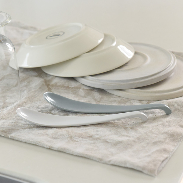 食欲の秋にスプーン大特集！「選びたいのは天然木？陶器？」担当バイヤーに聞いてみた【全4種類】の使い心地[PR]