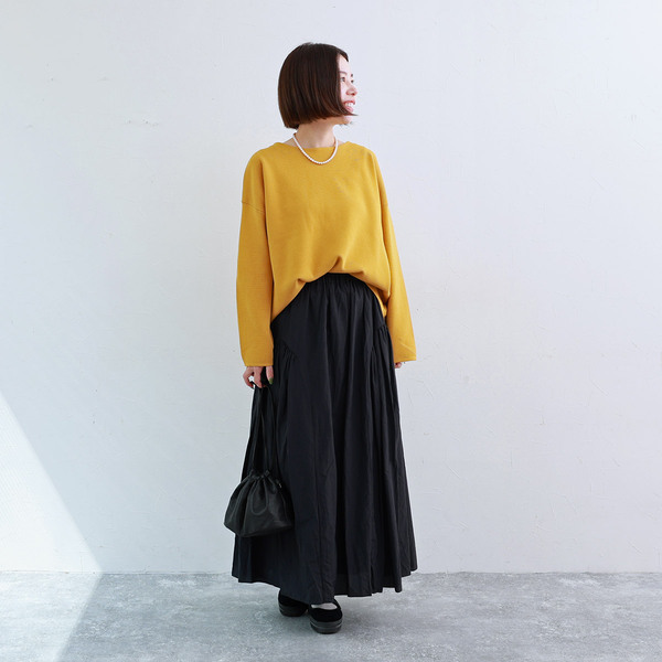 色で楽しむ、秋冬ニット。うれしい機能も満載！スタッフ4人の着こなしチェック[PR]