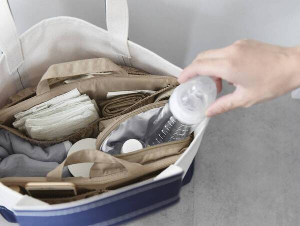 ただのトートが多機能マザーズバッグに変身！ママのための究極バッグインバッグが誕生[PR]