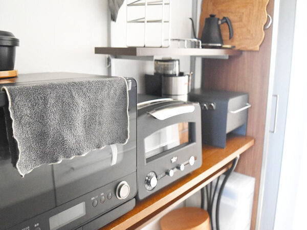 プロの現場からキッチンへ 「水だけで落ちる！」を叶える、お掃除クロス[PR]