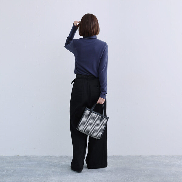 冬のはじまりに、しなやかな一着を。スタッフ3人が虜になった「あったかウェア」着用レポ[PR]