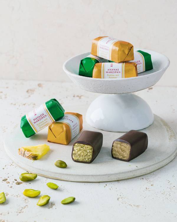 冬限定スイーツではじめるクリスマス！手土産や週末ご褒美に今年も勢揃い[PR]