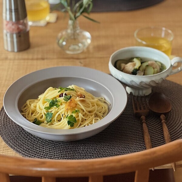 「食べやすさ・見栄え・サイズ感」すべてが揃った革命的うつわ！インスタグラマーさんはこう使っています[PR]