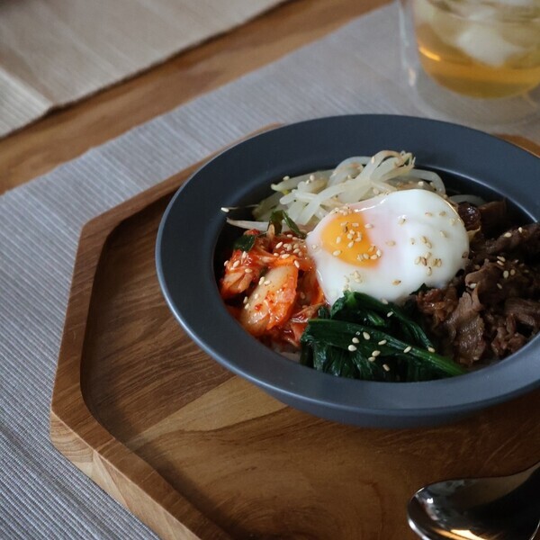 「食べやすさ・見栄え・サイズ感」すべてが揃った革命的うつわ！インスタグラマーさんはこう使っています[PR]