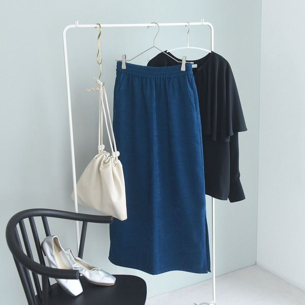 次なる定番として期待大！無理せず着られる『秋冬スカート』でマンネリ気分を吹き飛ばそう。[PR]