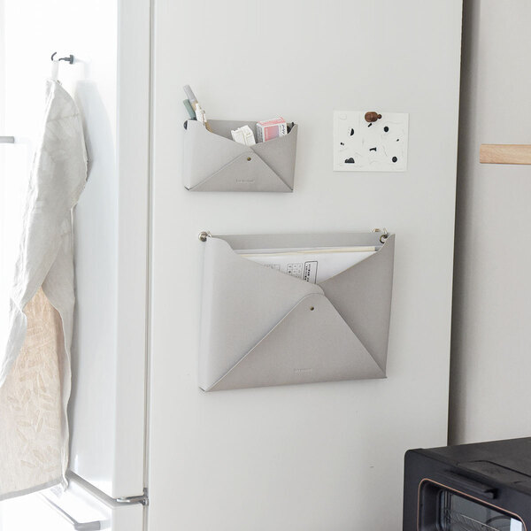 文房具や生活雑貨の出しっぱなしグセ卒業！「マチ付き」お片付けポケット[PR]