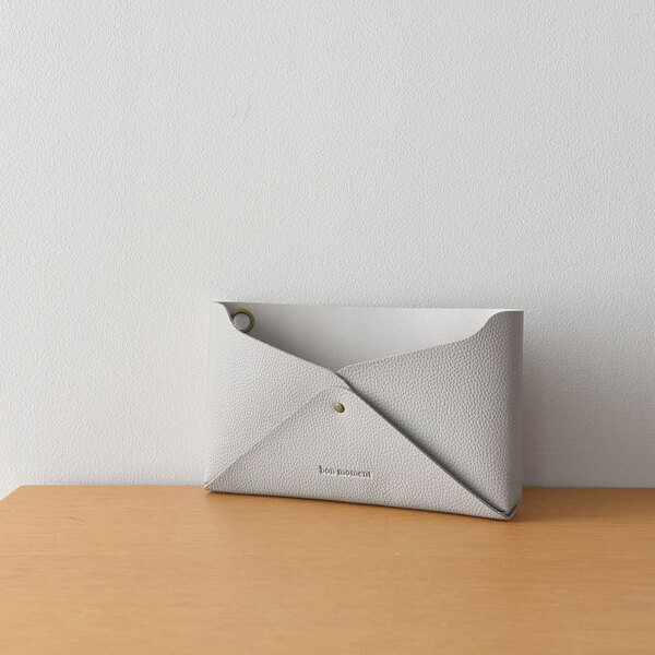 文房具や生活雑貨の出しっぱなしグセ卒業！「マチ付き」お片付けポケット[PR]