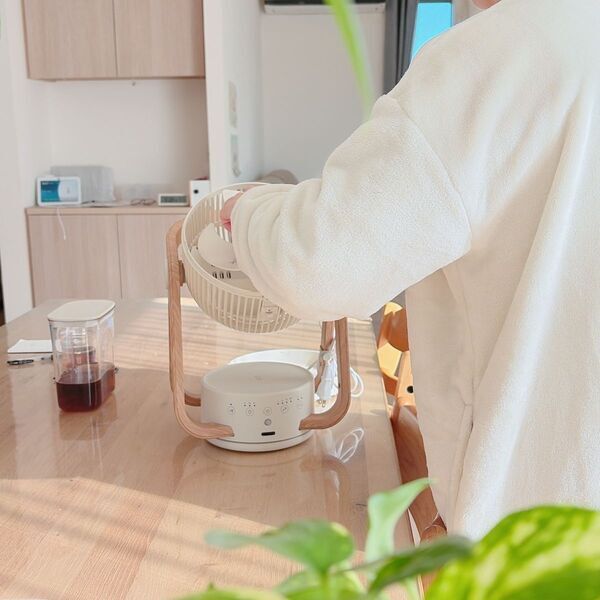 お家の中では寒さ知らず。「着る毛布」と「はく毛布」でインスタグラマーさんも冬支度[PR]