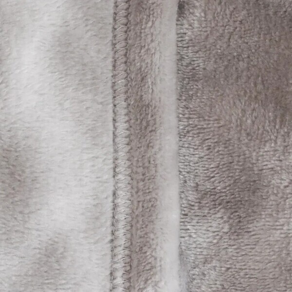 お家の中では寒さ知らず。「着る毛布」と「はく毛布」でインスタグラマーさんも冬支度[PR]