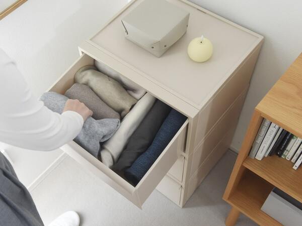 ウォークインクローゼットに置くならこれ！奥行き浅めが使いやすい、新クローゼットシステム登場[PR]