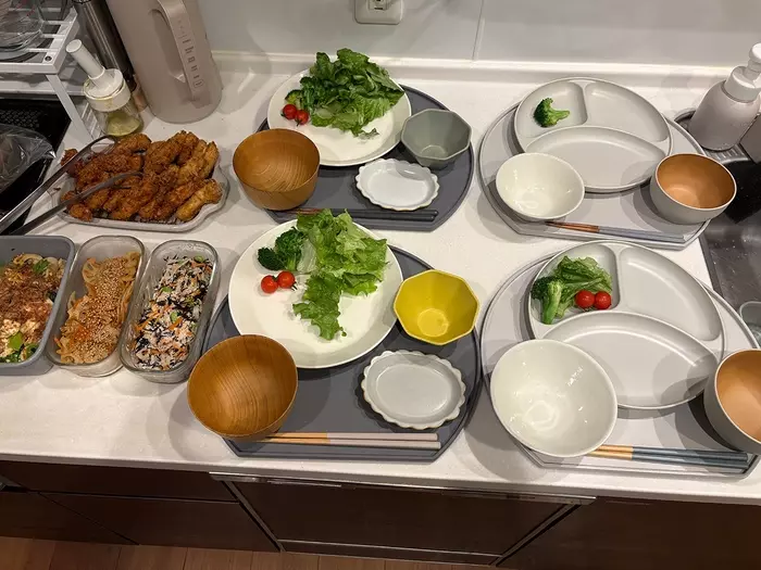 ずっと愛されるにはワケがある。小回りのきく半月膳で、いつものご飯もおやつも楽しもう！スタッフ3名の使用レポ