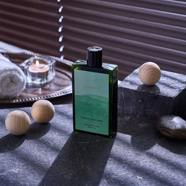 スイーツからリラックスグッズまで。ホリデーシーズンに贈りたい、大人の女性が喜ぶプチギフト6選！[PR]