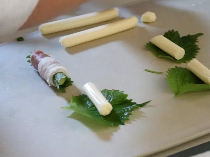 「超少煙グリル」でホームパーティーが盛り上がる！肉巻き＆チーズフォンデュの楽しみ方をご紹介