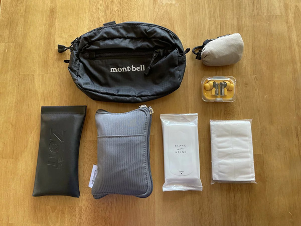 収納上手な４in１。小物迷子がなくなる「手帳型ミニポーチ」、スタッフは旅にも趣味にも愛用中〜[PR]