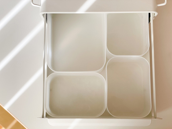 Ordreの「ブレッドケース」MサイズとLサイズを横置きにして、キッチン収納がすっきり！[PR]