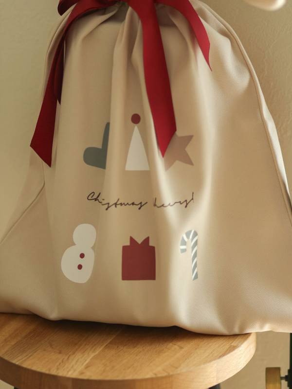 今年のクリスマスは子どもたちを最高の笑顔に！6名のインスタグラマーさんによる、「サンタ袋」の飾りかた報告会[PR]